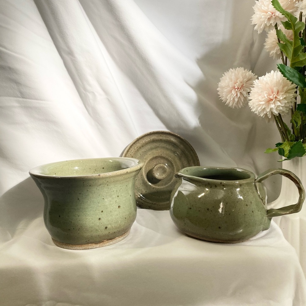 (2) Handcrafted - King 2007 - Pottery Set